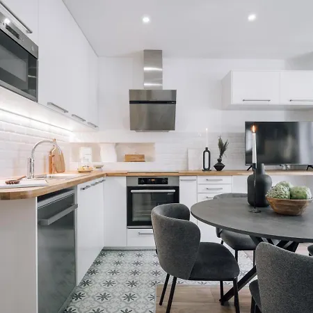 Mimi - 1 à La Motte-picquet-grenelle